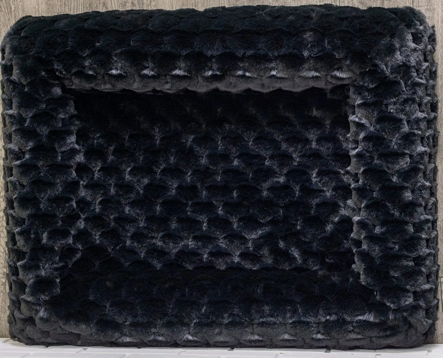 Black Crinkle Pet Bed