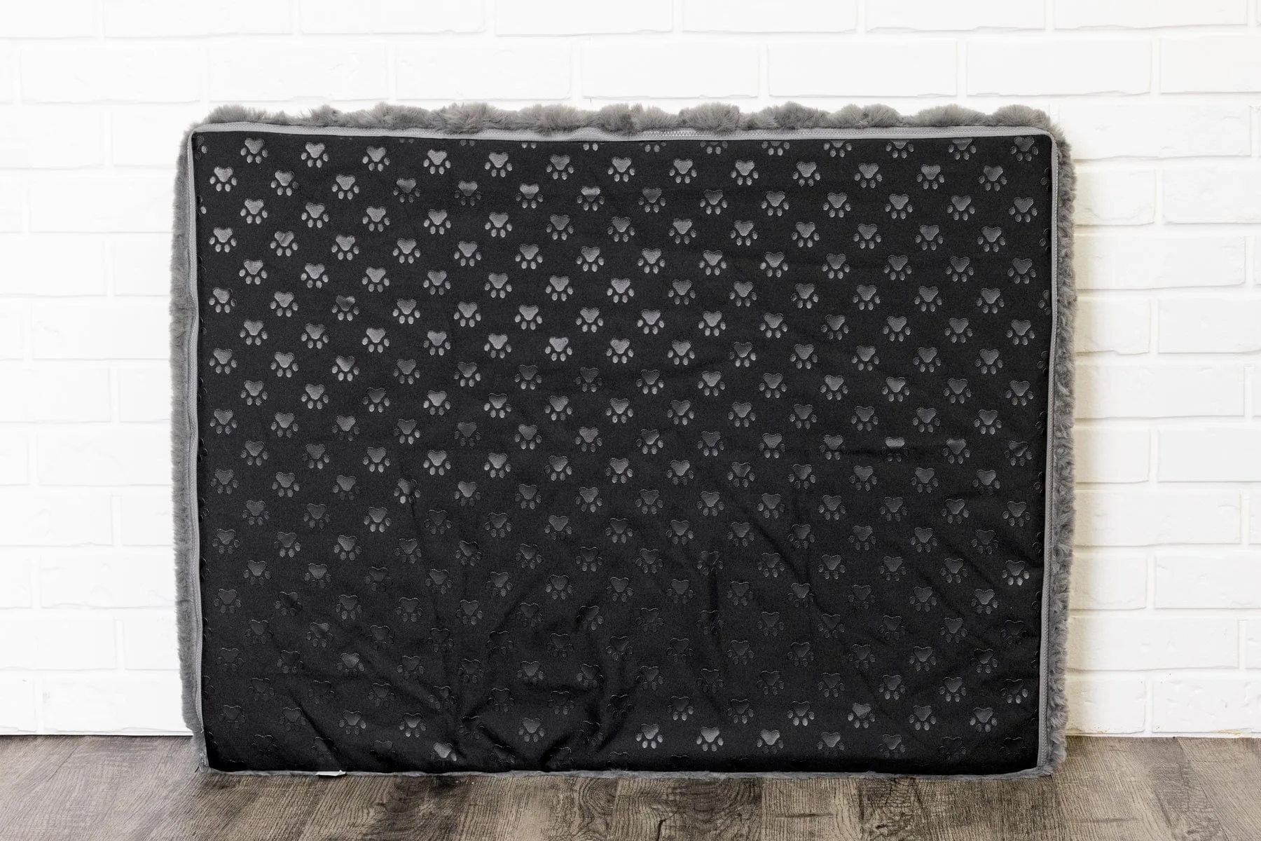 Charcoal Plume Pet Bed
