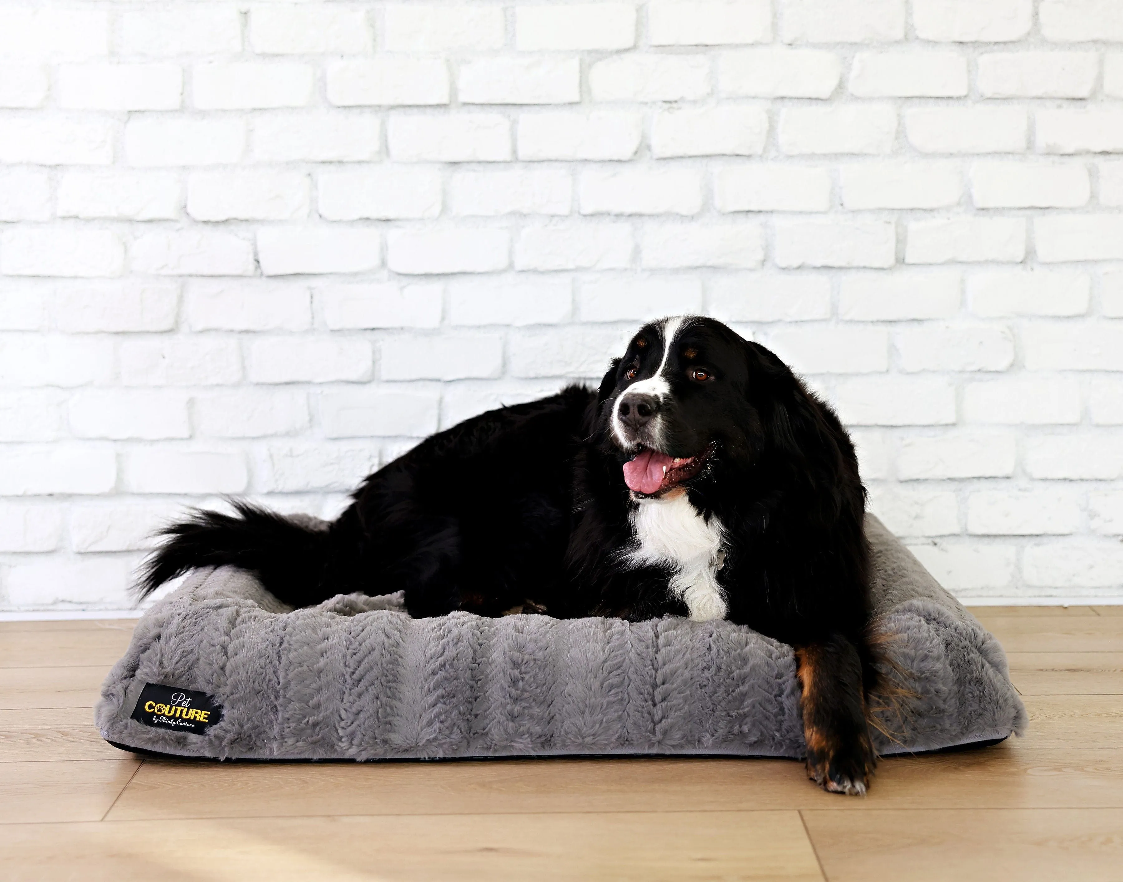 Charcoal Plume Pet Bed
