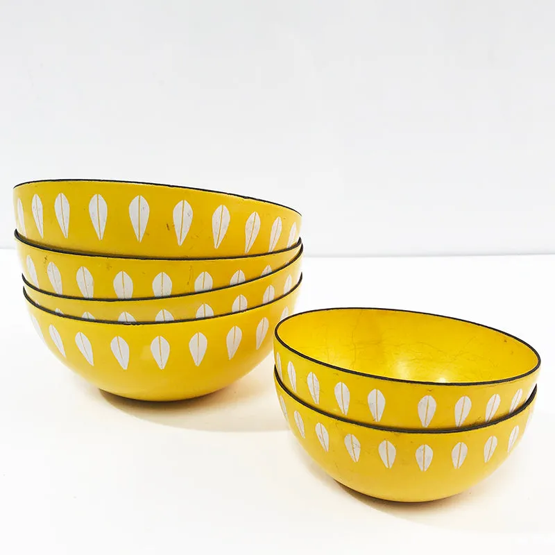 Metal Bowls Yellow